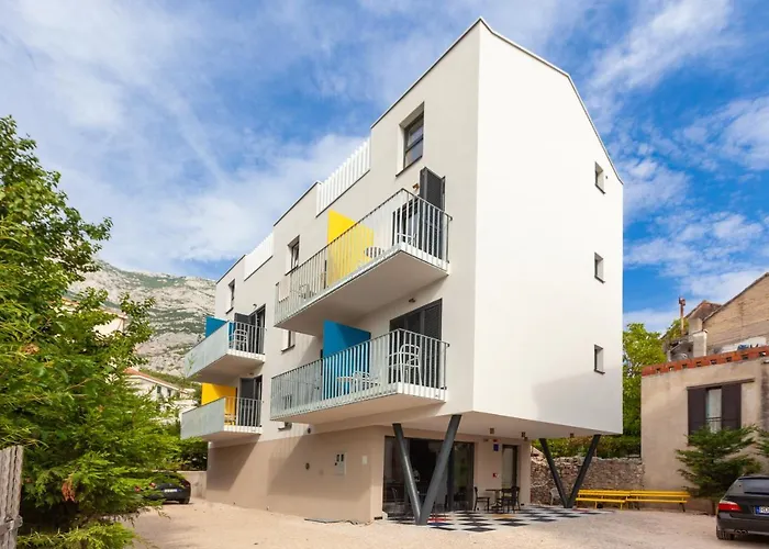 Subtub Hostel Makarska