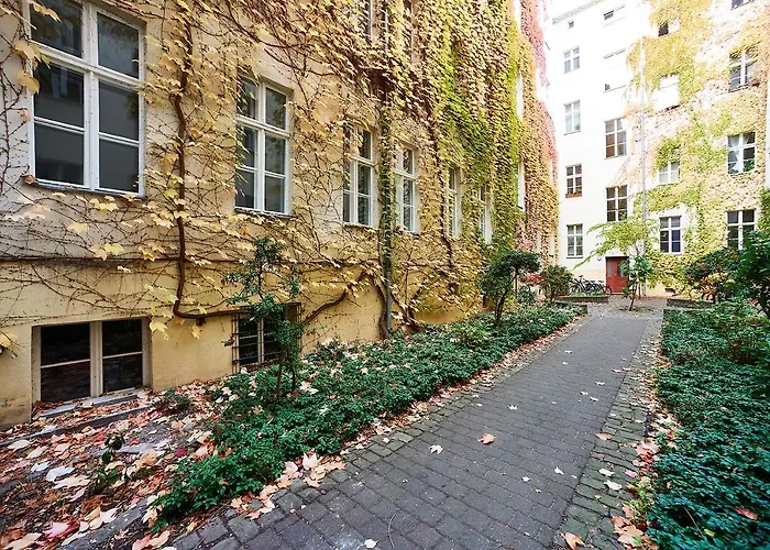Bearlin City Apartments - City Center East Berlin