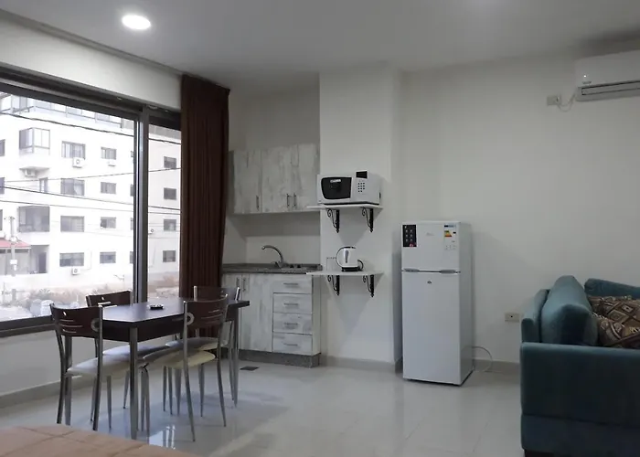Furnished Apartments Near Mcdonald'S Al-Madina Al-Monawara St Amman