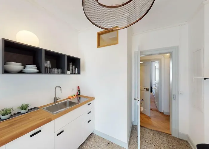 Unique Serviced Living @ Basel Sbb Station