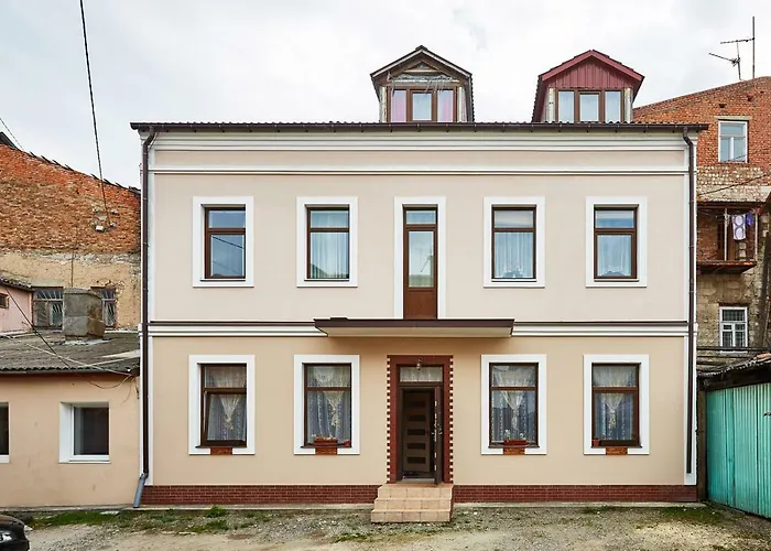 Sweet Home Kamjanez-Podilskyj