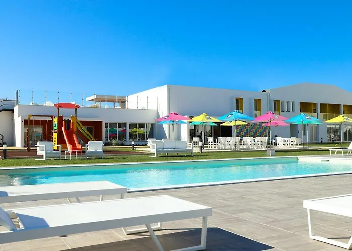 RIDE Surf Resort&Spa Peniche Ferrel 