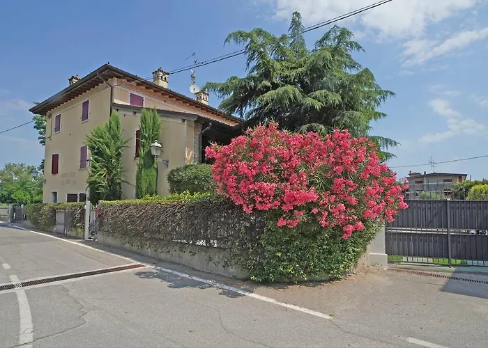 Ferienwohnung Attico Limoni Desenzano del Garda