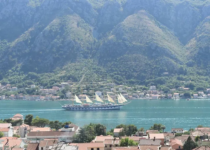 Apartments Sea View Kotor