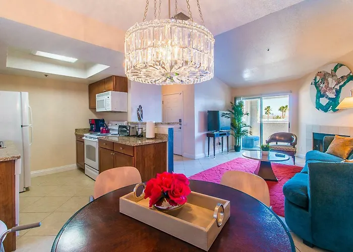 Luxury Modern Condo 2 Las Vegas
