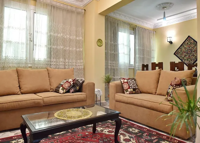 Two-Bedroom Apartment At Mohamed Farid Street Kairo