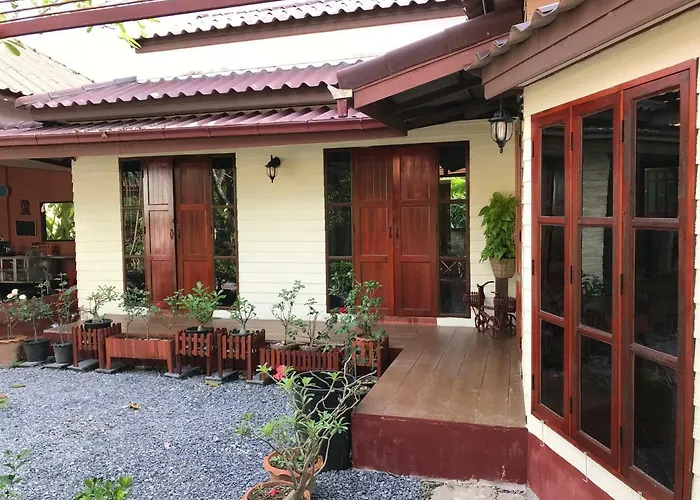 Ferienwohnung Grandma'S House Nakhon Nayok