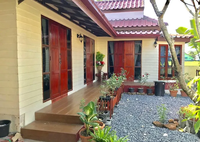 Ferienwohnung Grandma'S House Nakhon Nayok