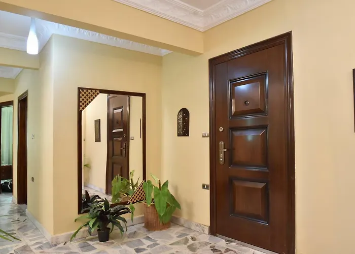 Two-Bedroom Apartment At Mohamed Farid Street Kairo