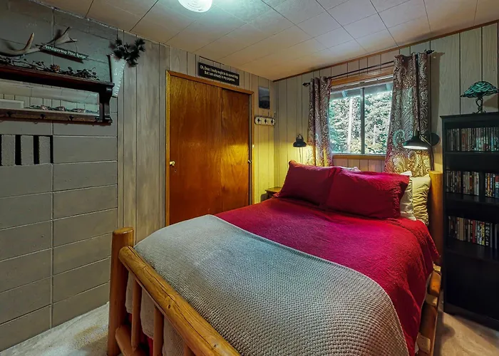 Villa Whispering Pines Leavenworth
