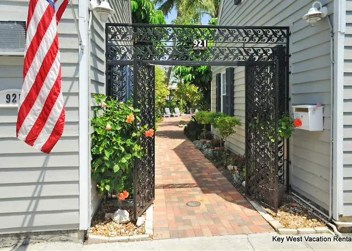 Paradise Suite Key West