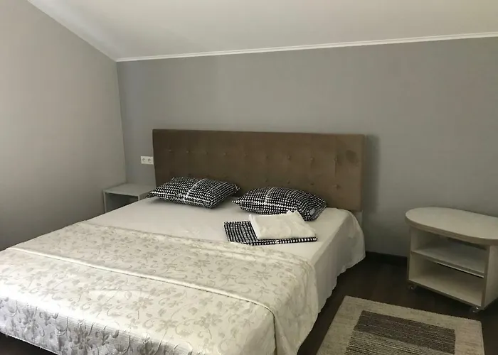 Guest House Olzhycha 45 Б Kiew