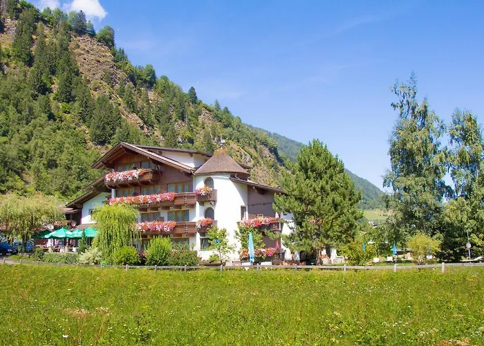 Hotel Rosengarten Neustift im Stubaital