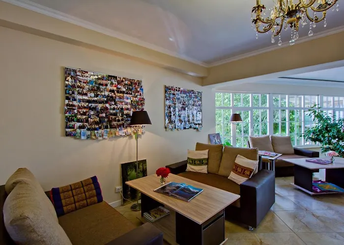 Green Yard Hotel Karakol