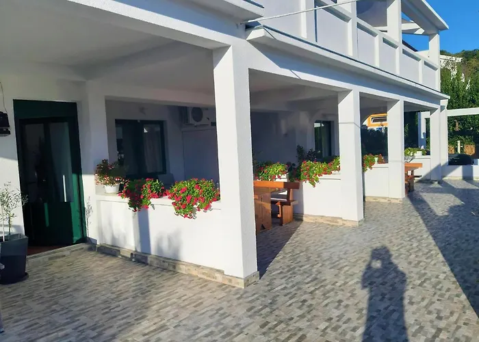Guesthouse Raffaello Kampor