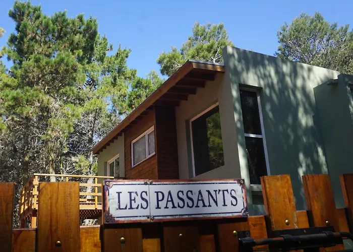 Les Passants - Comoda Casa De Dos Plantas En Mar Azul Balneario Mar Azul