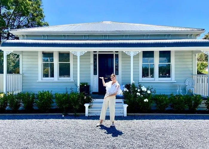 La Rocque Cottage Martinborough